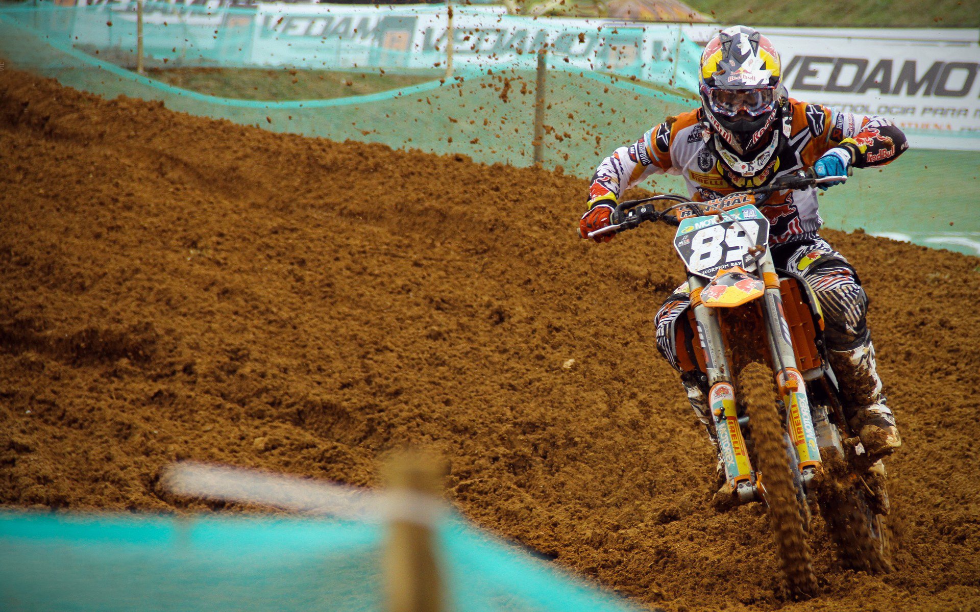 熊猫体育平台-篮网对阵火箭，伦纳德用实力证明自己，打破质疑的夜晚