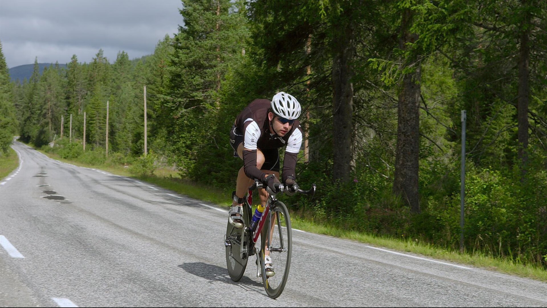 开拓者掀翻魔术，切特成为关键先生